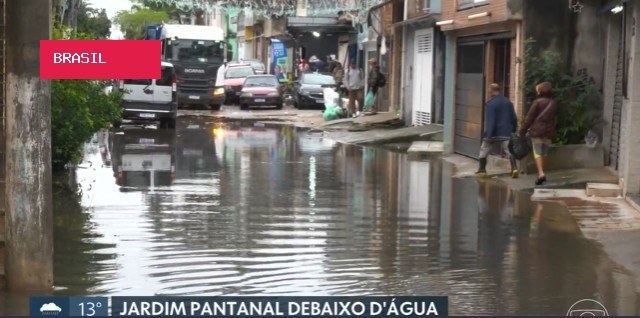 Jardim Pantanal, na Zona Leste de SP, está há mais de 60 horas debaixo d’água após chuvas na capital