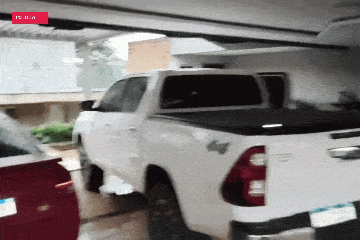 Polícia descobre centenas de motores e prende casal que usava oficina como desmanche em Campo Grande