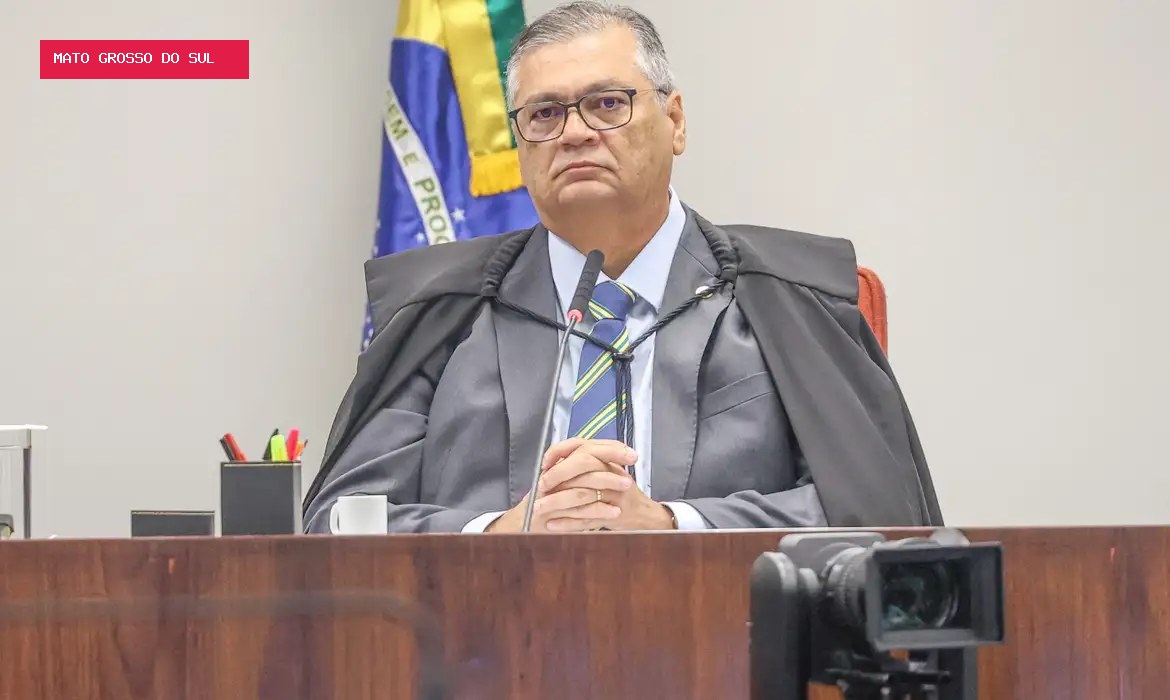 Dino pede apuração de precatórios e cita indícios de irregularidades no caso Master