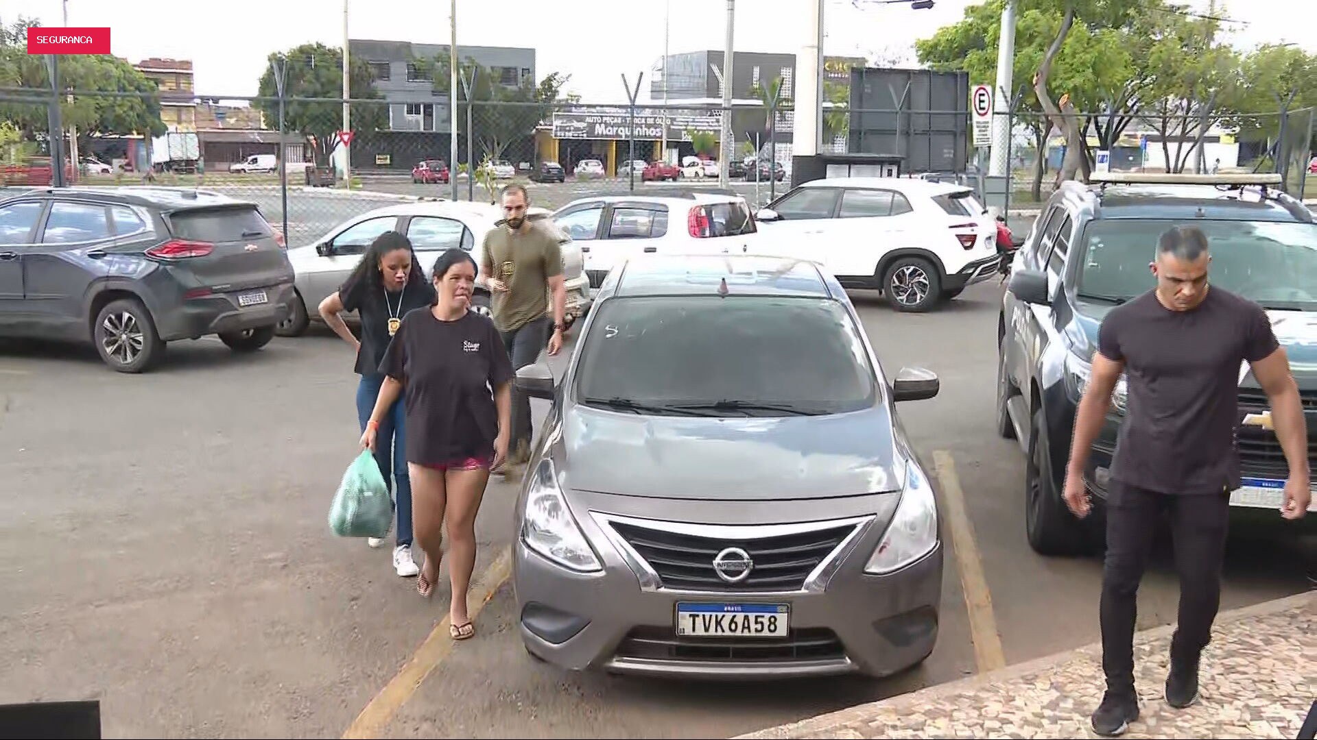 Bebê carbonizado: mãe e companheiro são presos e vão responder por infanticídio; polícia do DF procura