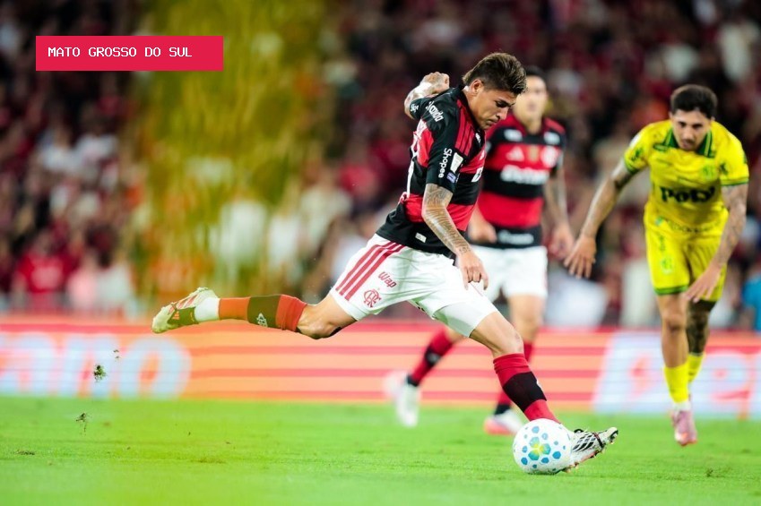Flamengo bate Mirassol e fica a um ponto do líder Palmeiras no Brasileirão
