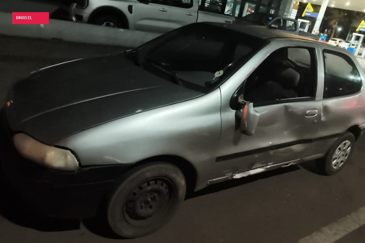 Motorista é preso por dirigir bêbado, sem CNH e por omissão de socorro após atingir moto e não acionar