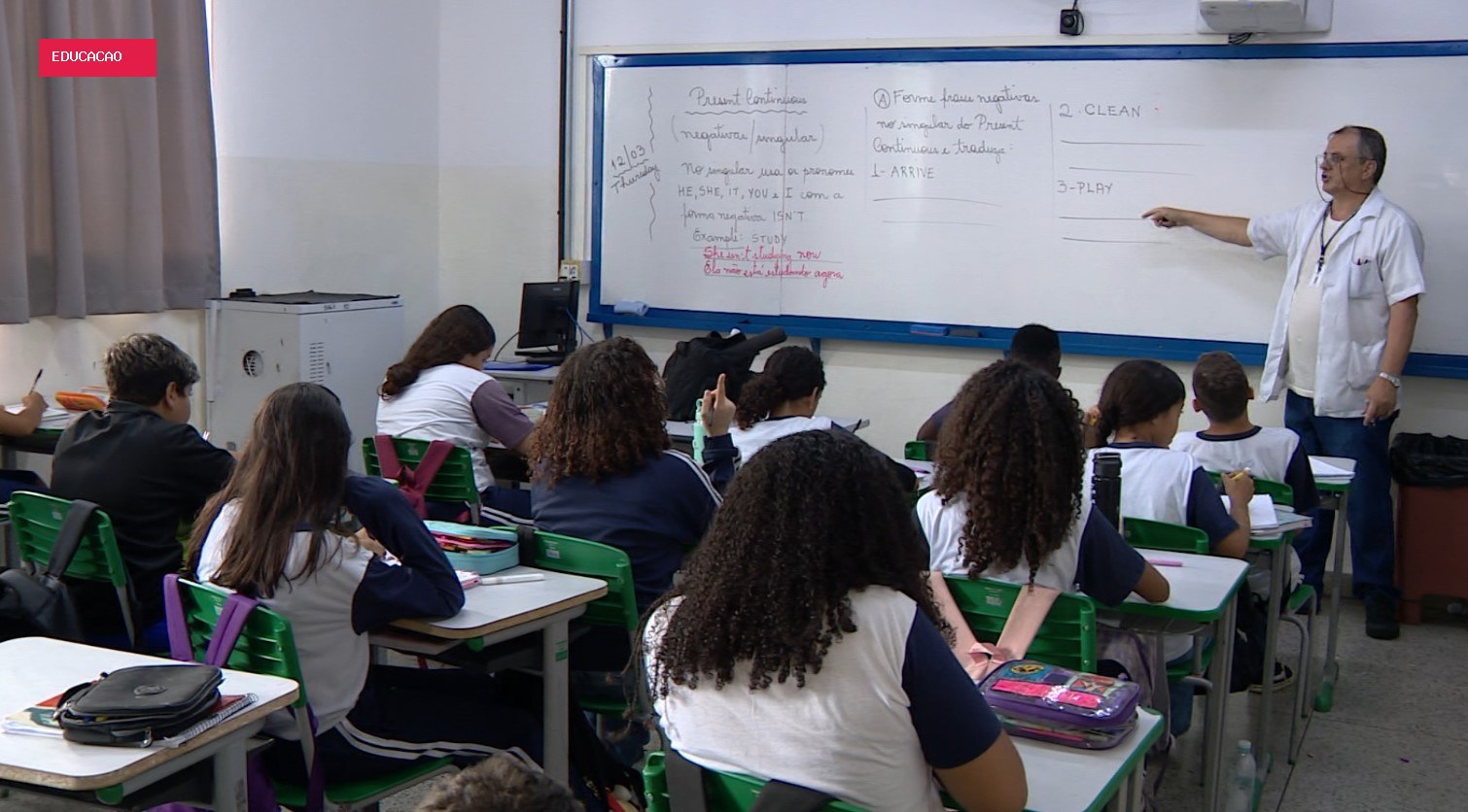 Quanto ganha um professor no Brasil? Veja lista que mostra salários a partir de R$ 4,1 mil e entenda