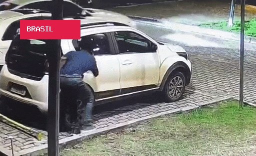 Homem é preso suspeito de furtar objetos de dentro de carros em BH