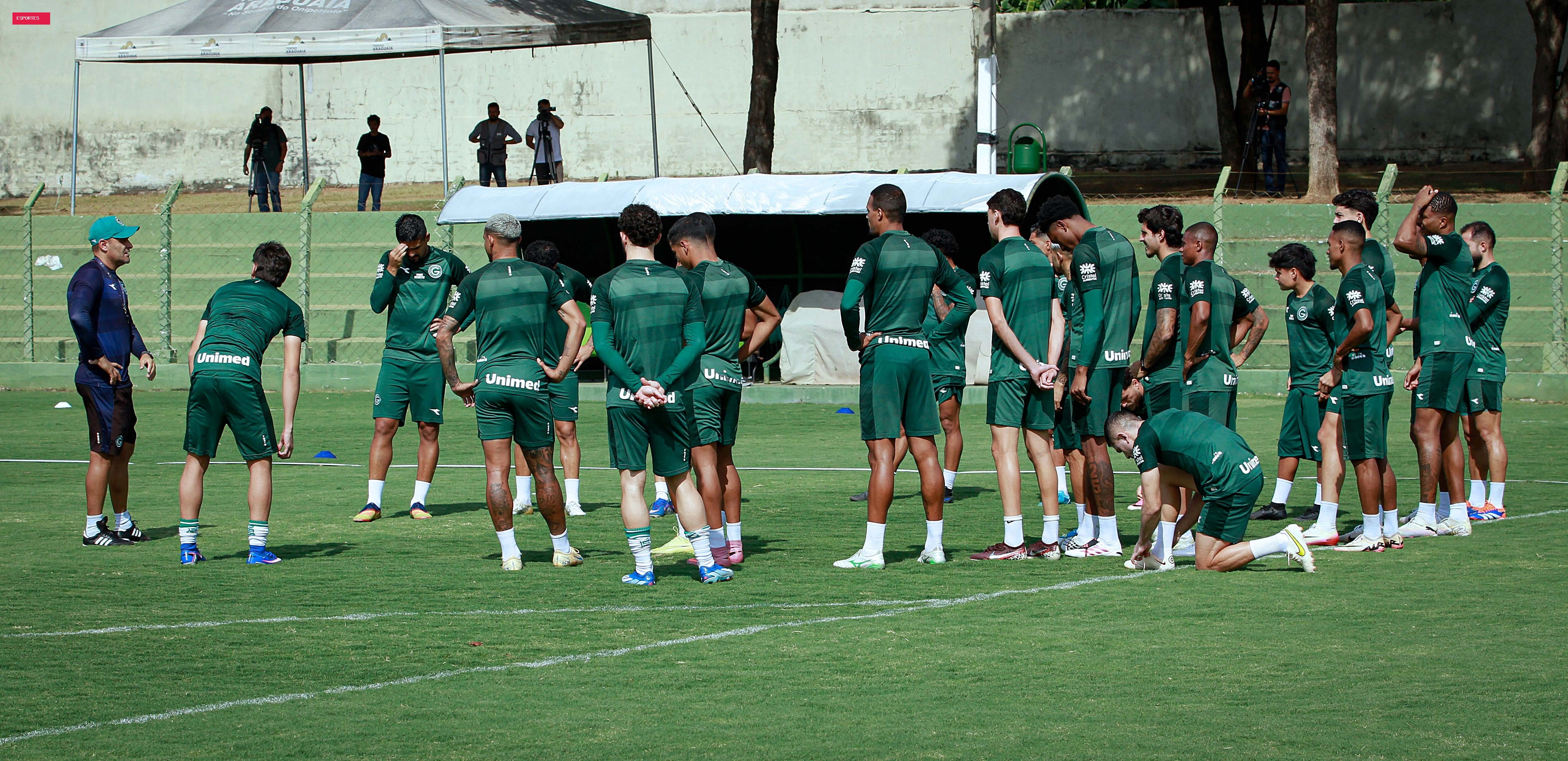 Jogadores do Goiás divulgam carta aberta para explicar "silêncio" e cobrar salários atrasados
