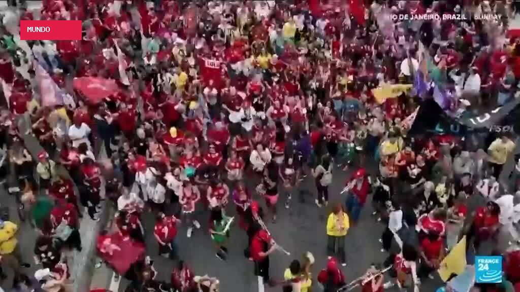 Thousands rally in support of Brazil's Lula as election campaigning heats up