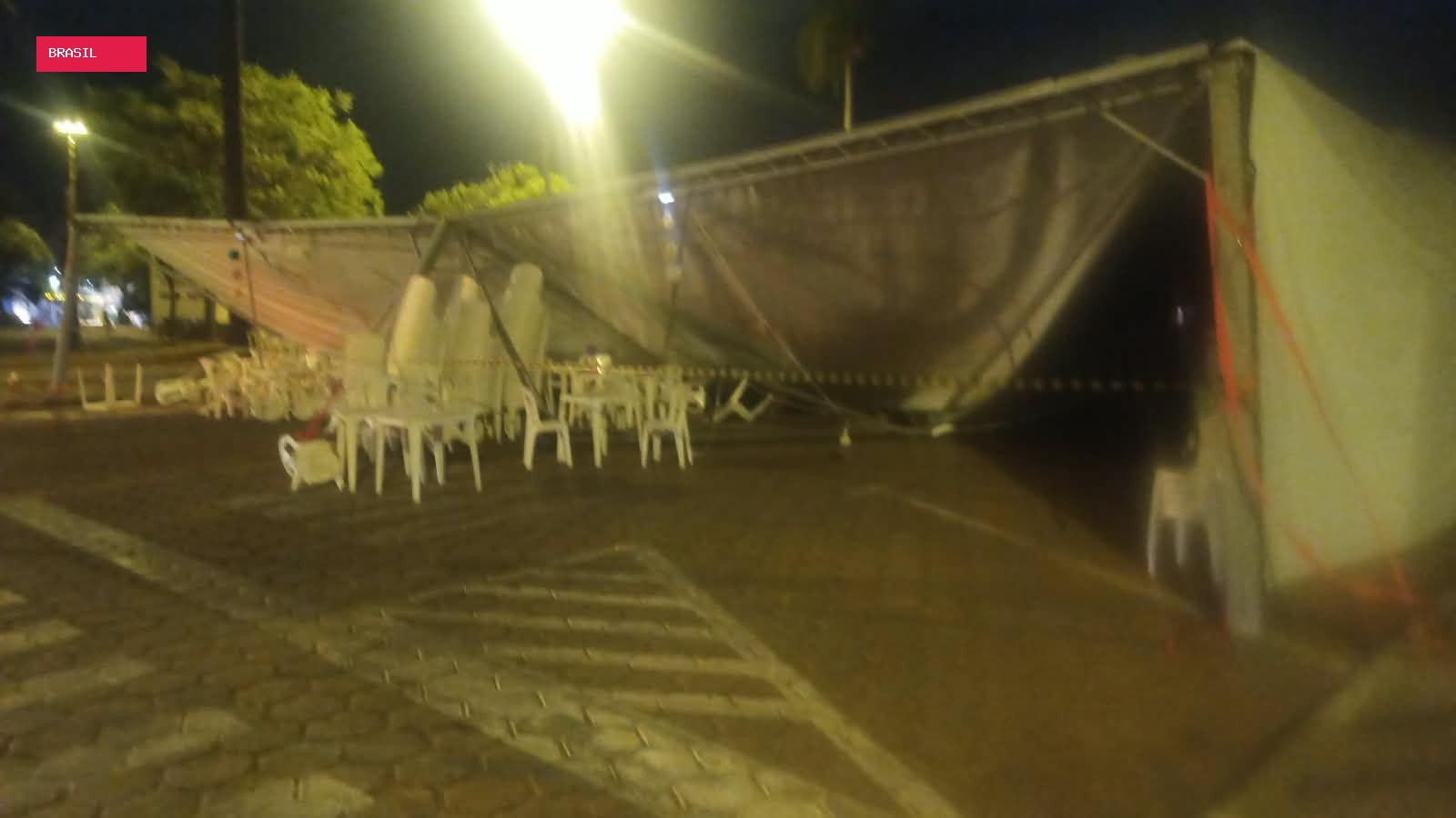 Festa em louvor à padroeira da cidade é cancela após estrutura cair durante chuva em MG; uma pessoa ficou
