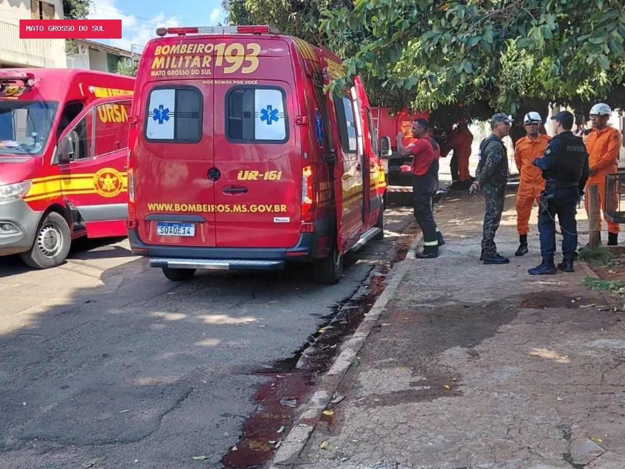 Homem armado com faca mantém irmã e cunhado reféns por 3 horas em Campo Grande
