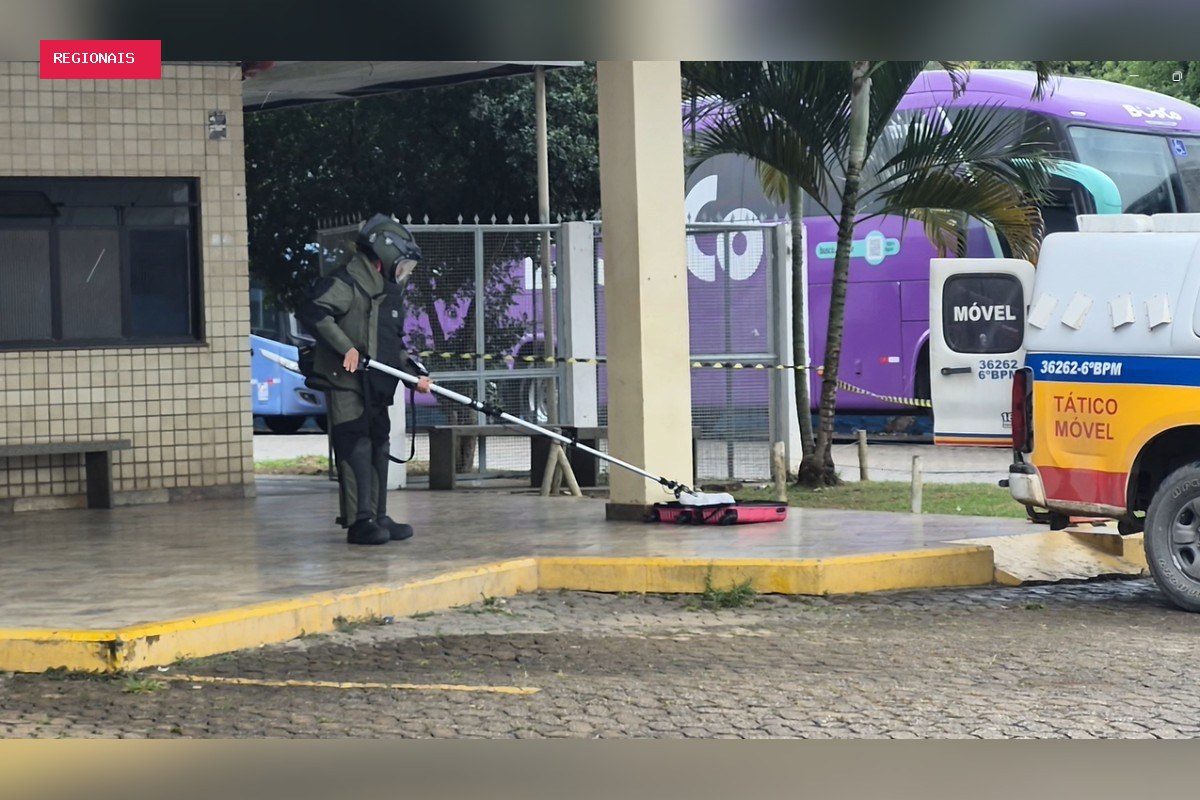 PM apreende granadas e drogas em mala de passageiro em MG