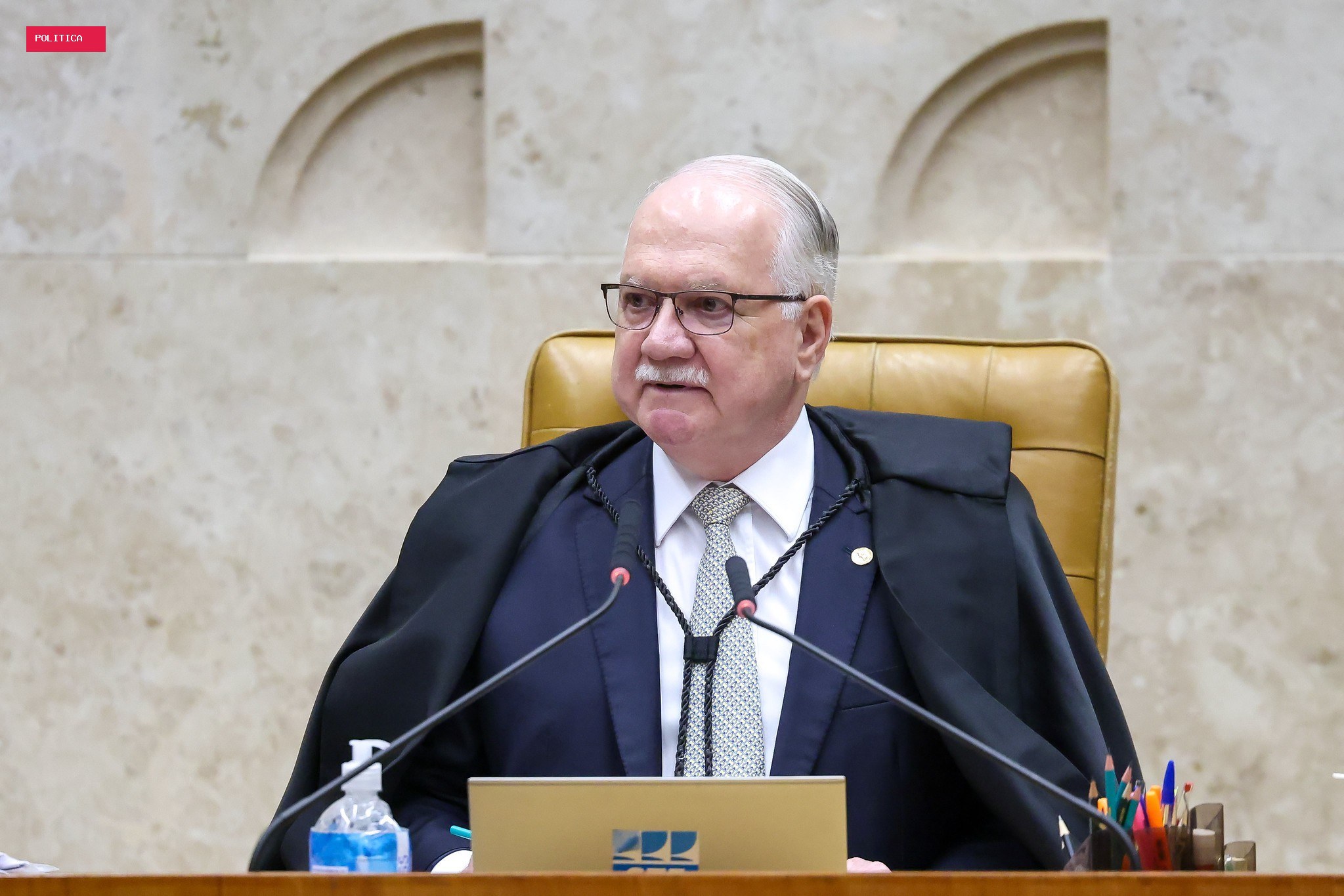 Fachin tenta retomar controle do STF, freia Mendonça e Dino e impõe revés a Moraes