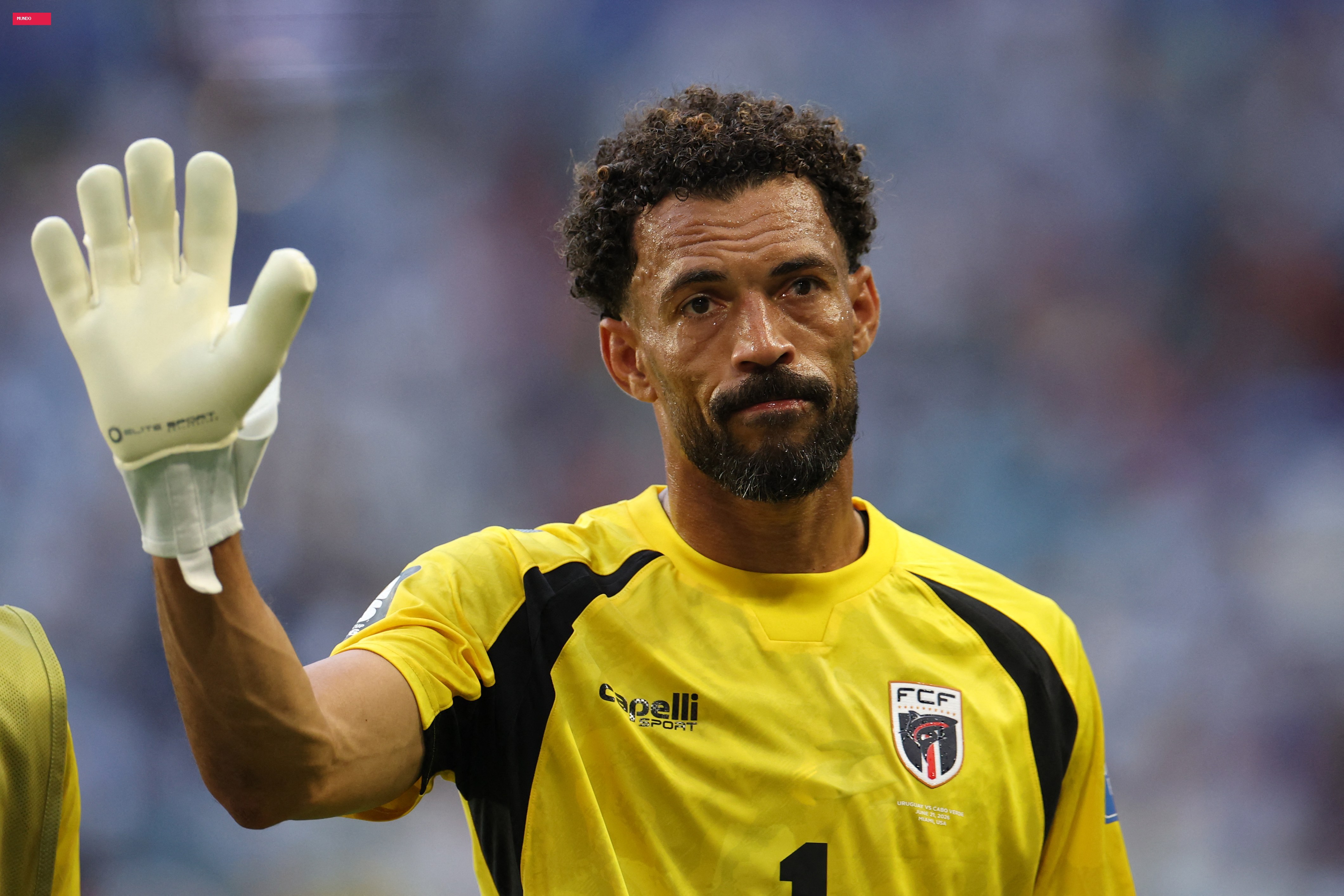 'Perdi minha paz': Vozinha, goleiro de Cabo Verde, sofre com fama após se destacar na Copa