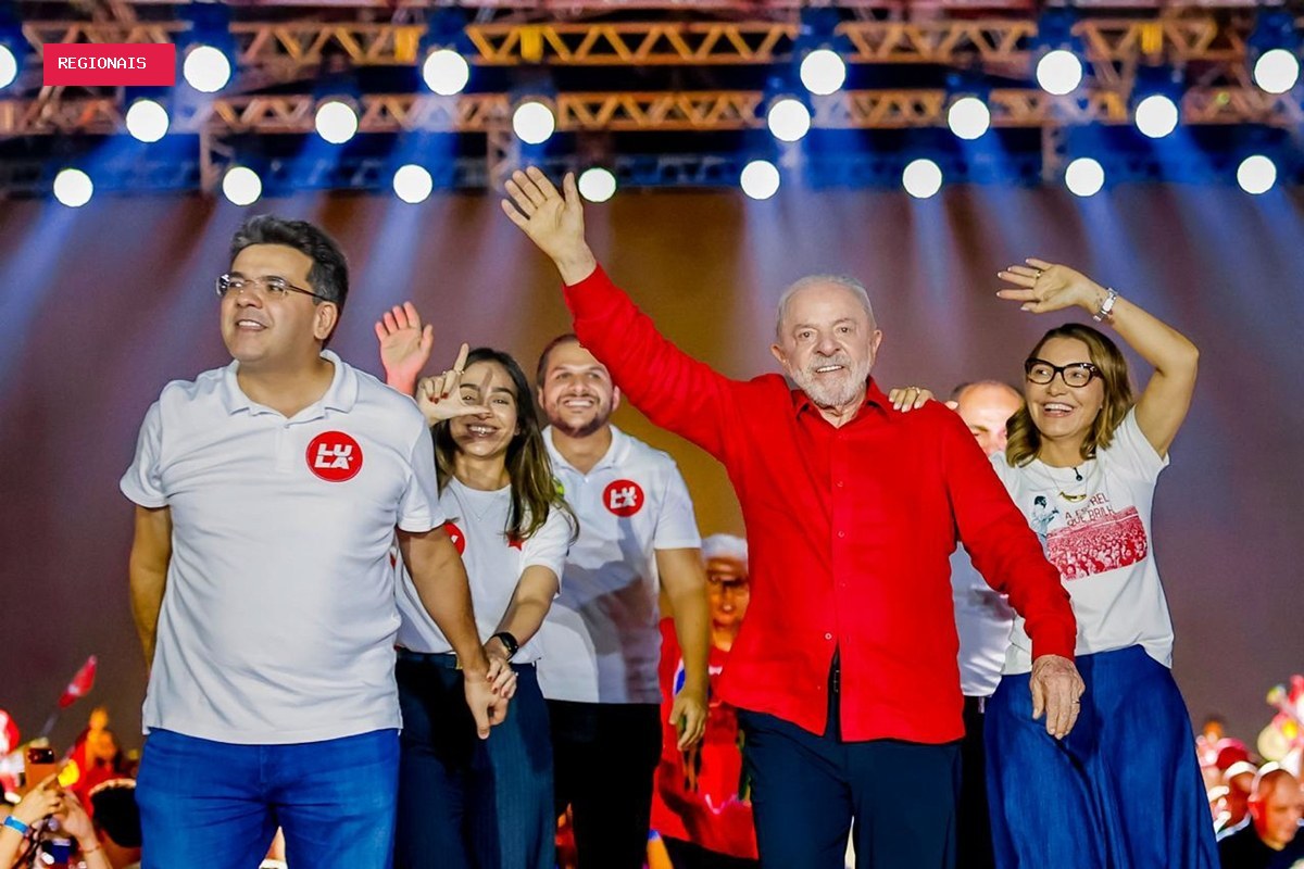 Lula critica bandeiras dos EUA em atos políticos: “Traidores da pátria”