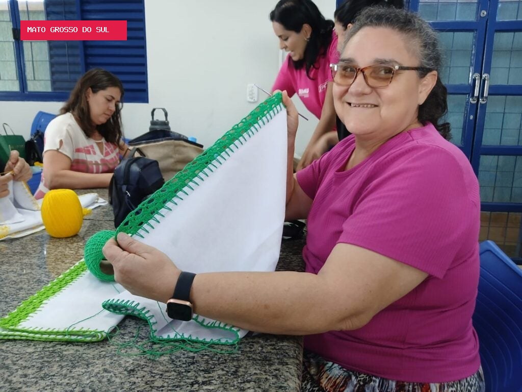 Mães atípicas concluem curso de crochê em Campo Grande