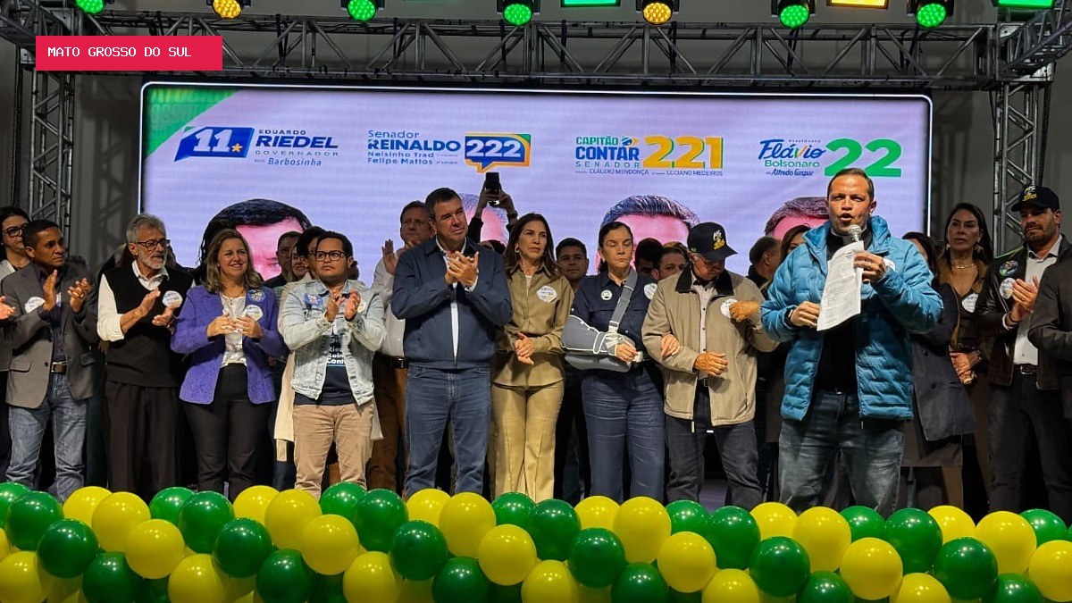 Juliana Aranda reforça trajetória de fé e assina Carta de Compromisso com lideranças cristãs
