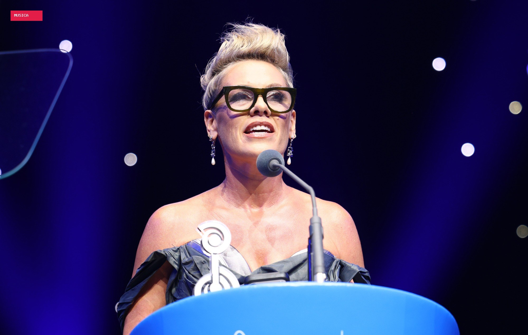Pink addresses backlash after sharing post criticising Macklemore’s speech on Palestine