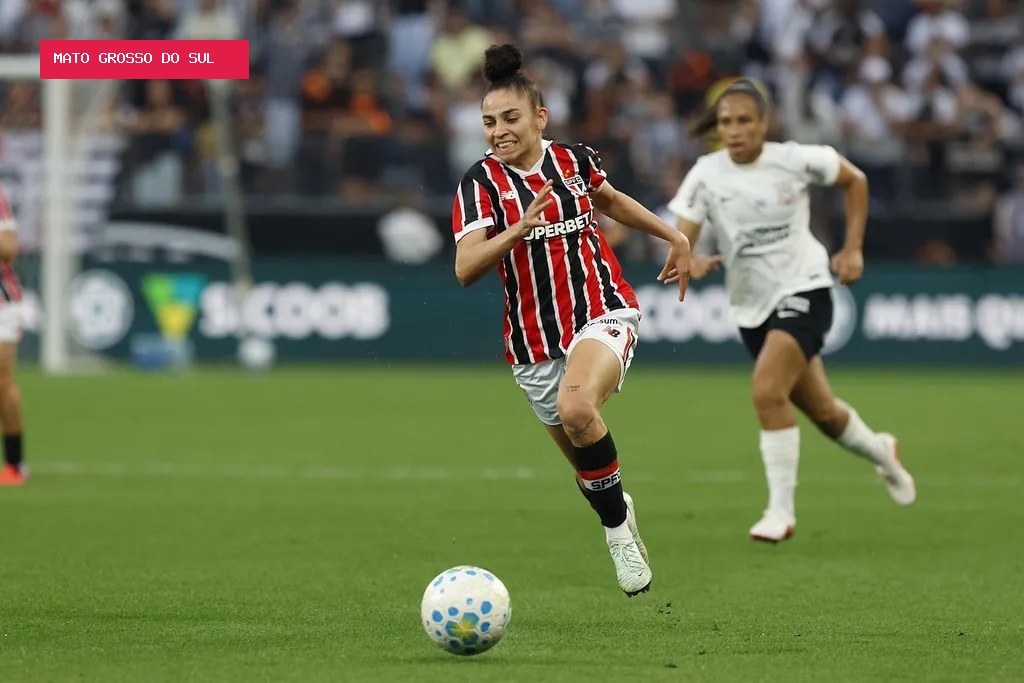 Autora do gol da virada do São Paulo valoriza vantagem na final do Brasileiro feminino