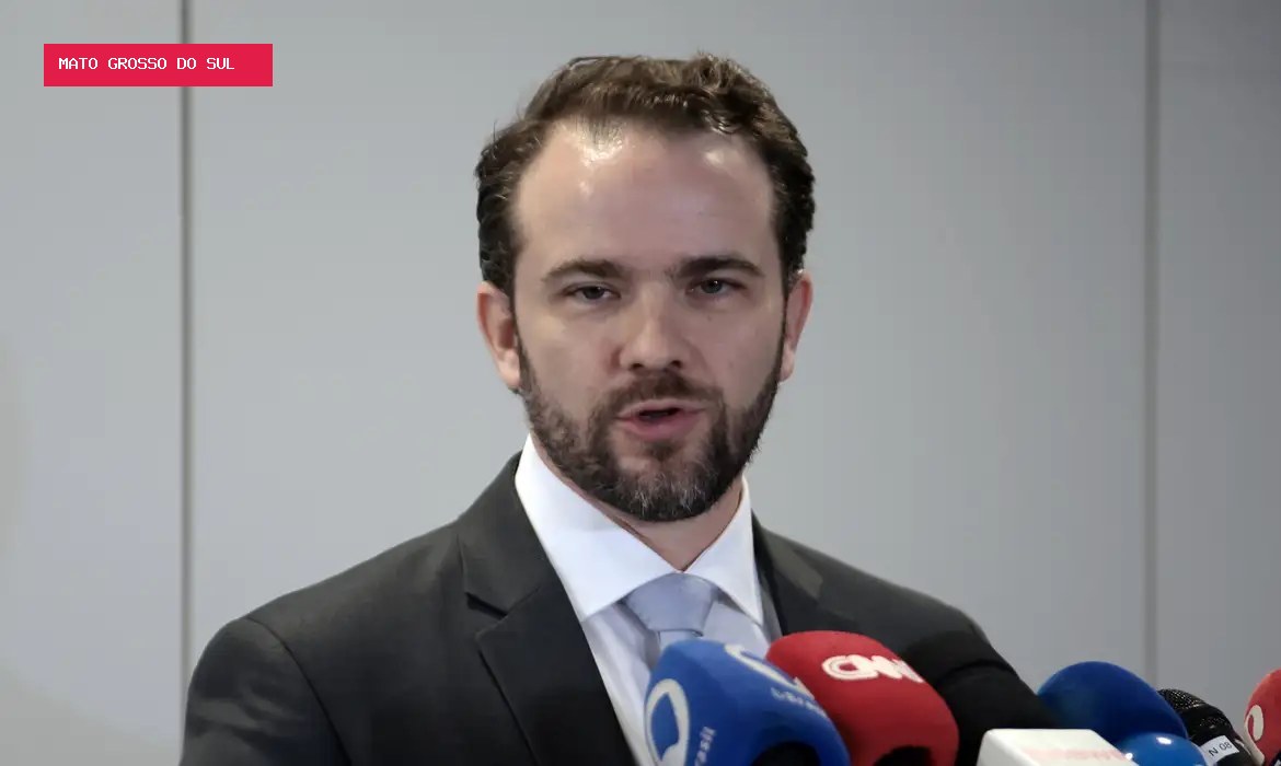 Durigan relativiza fala de Lula sobre dívida e destaca emprego e inflação