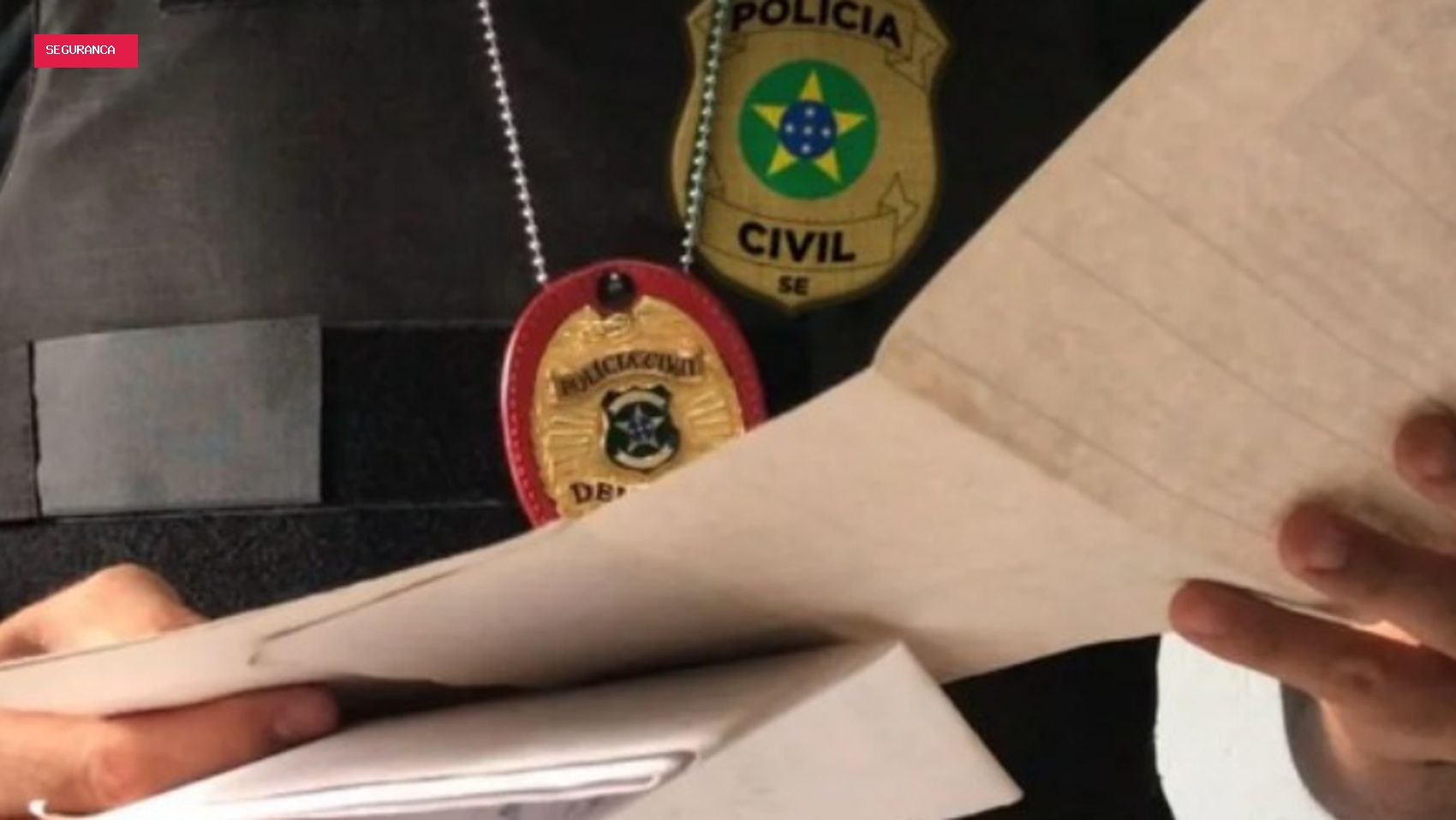 Homem investigado por feminicídio em Estância é preso escondido em imóvel abandonado