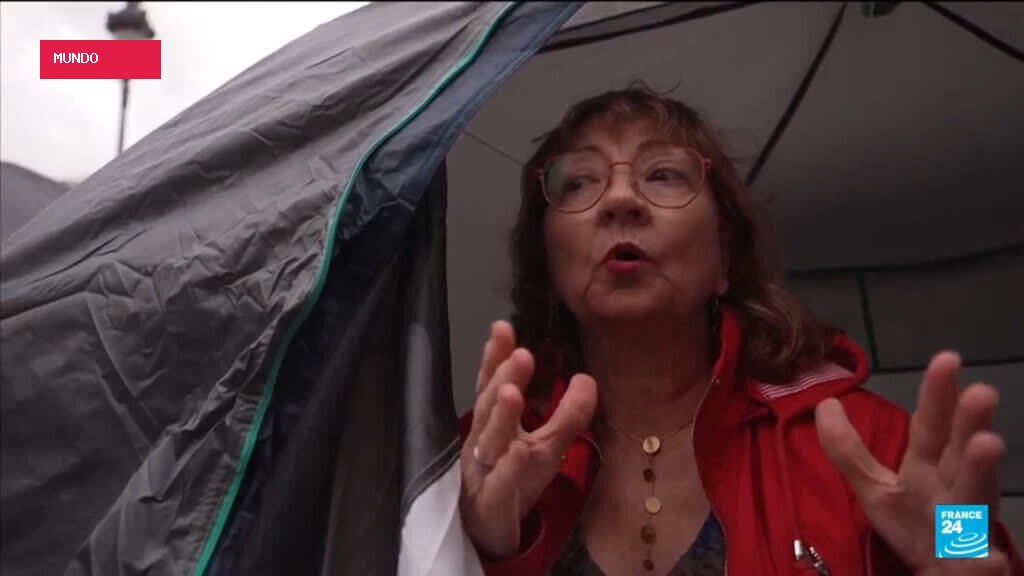 Deal for evicted Spanish pensioner as PM seeks new housing law