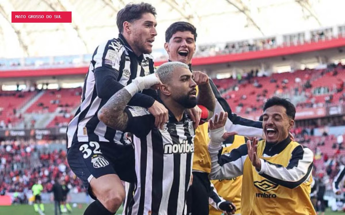 Santos vence Inter com dois gols de Gabigol e abre sete pontos do Z-4