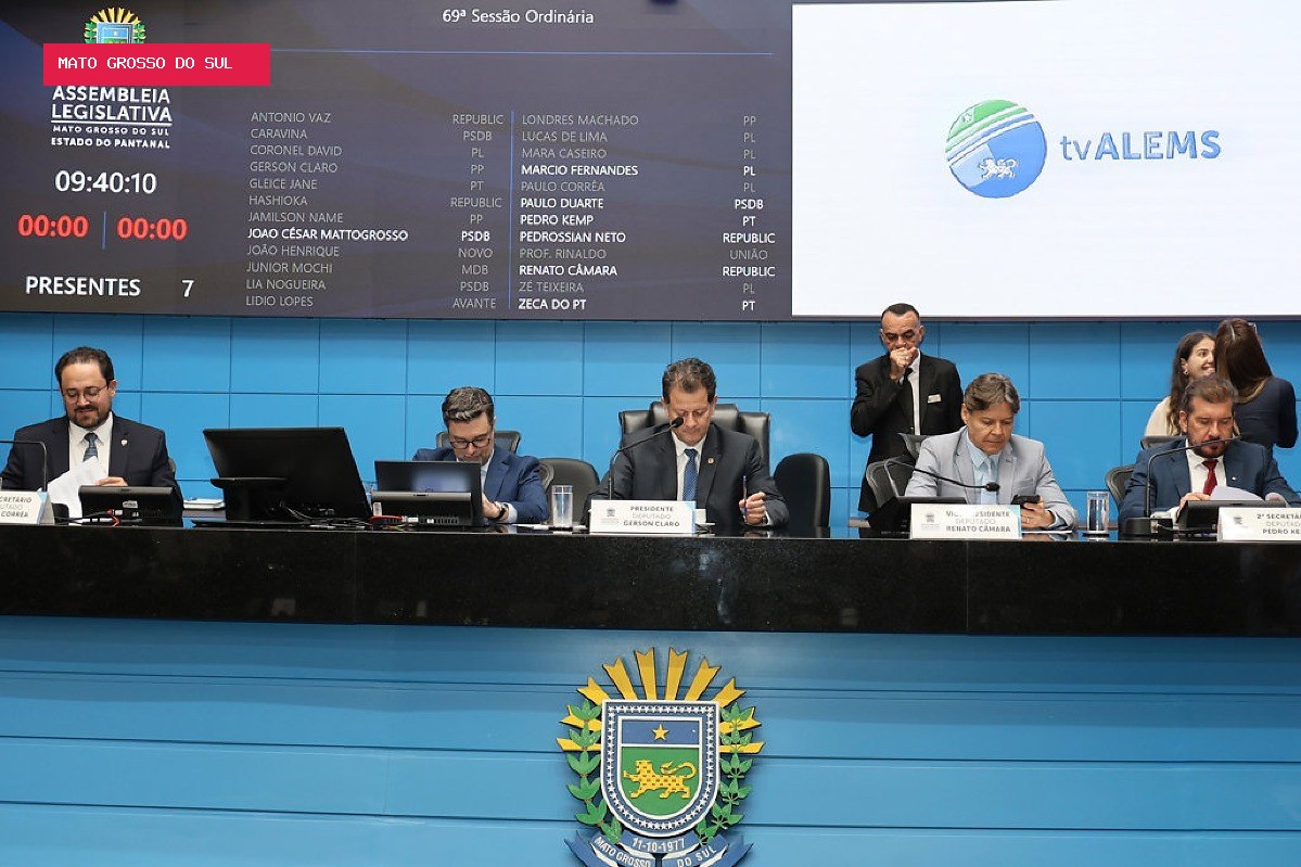ALEMS aprova projetos que dão nomes a rodovia e prédio público em MS