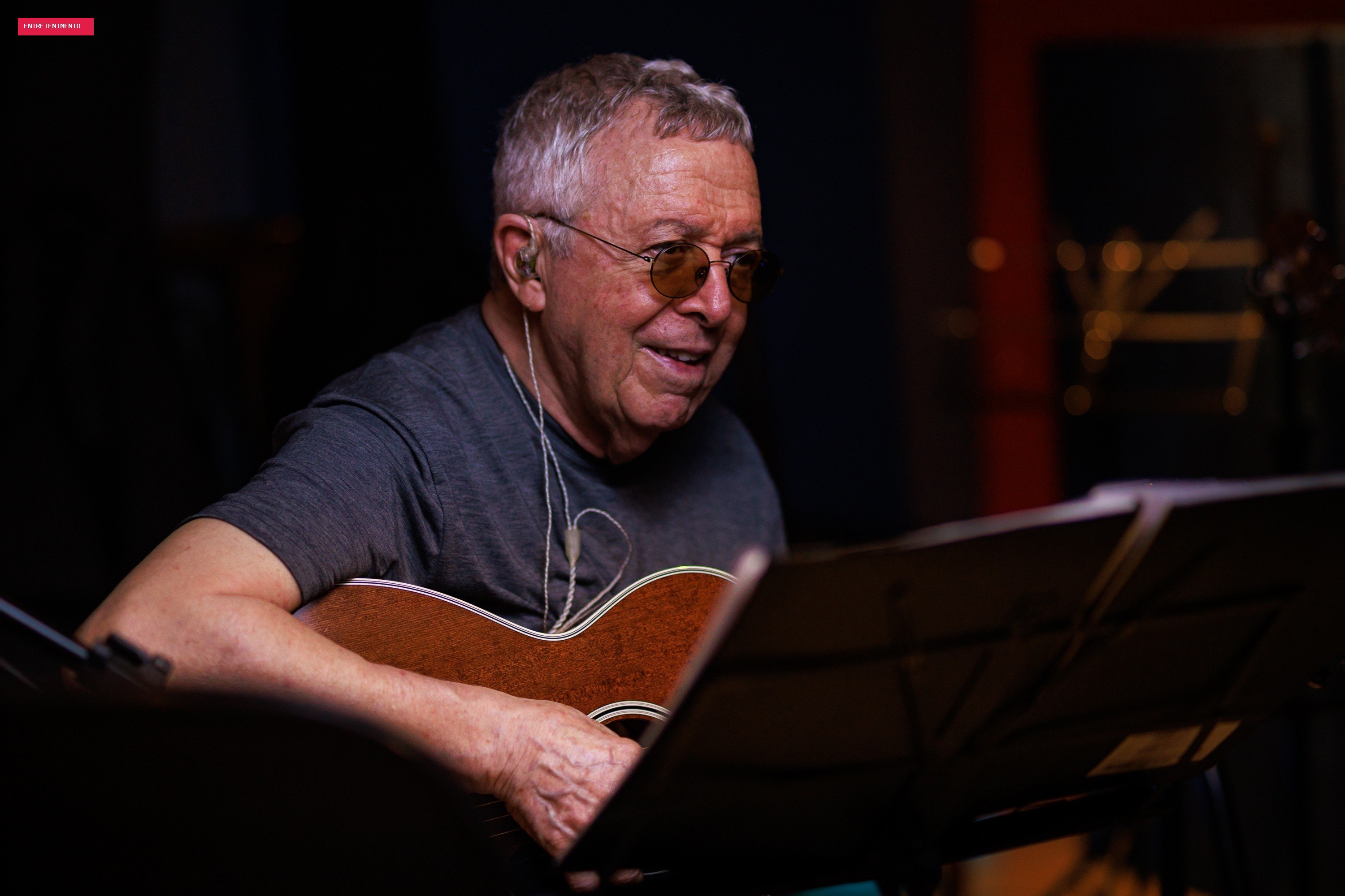 Luiz Carlos Sá canta parcerias com Almir Sater, Ivan Lins e Zeca Baleiro no álbum 'Eu, caçador de mim' e