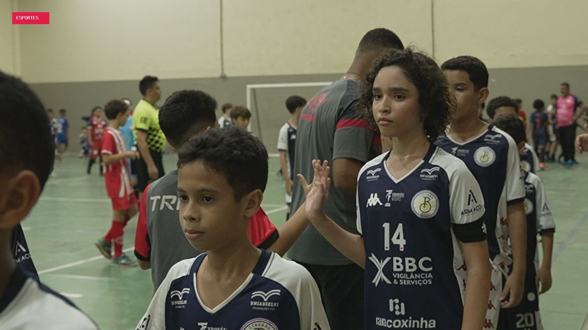 Justiça garante direito de menina jogar futsal em torneio masculino de base