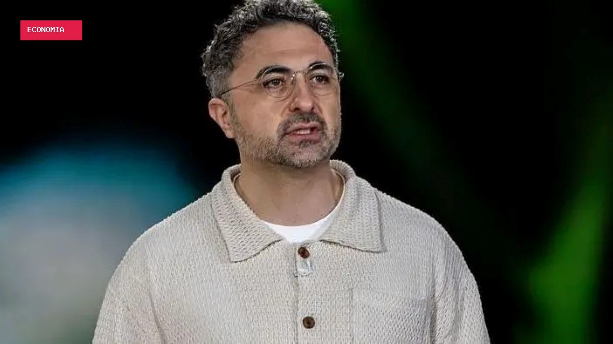 O alerta de chefe da Microsoft sobre a IA: 'Tratar a IA como humana é um erro'