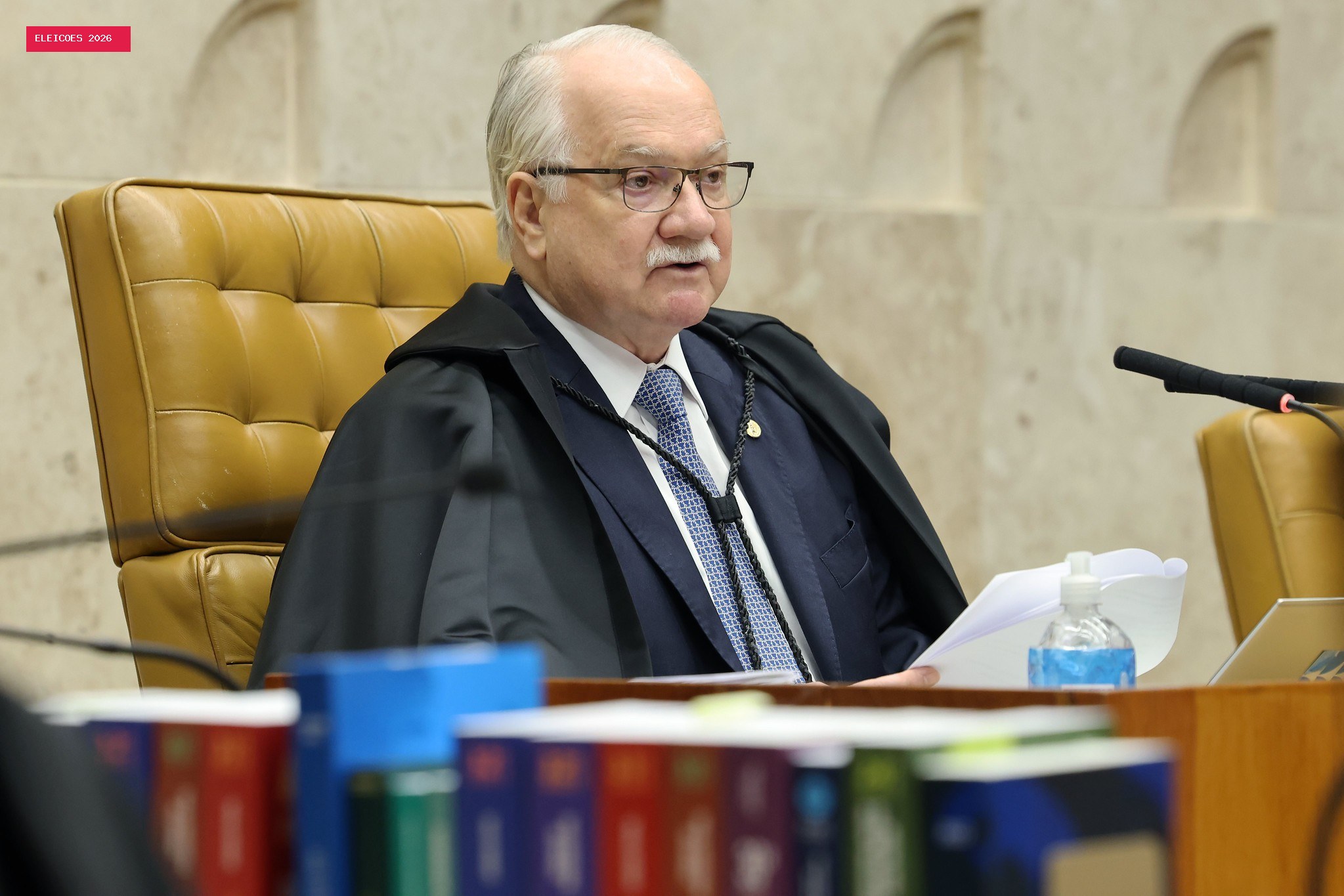 Enquanto ministros brigam, mudanças na Ficha Limpa aguardam votação