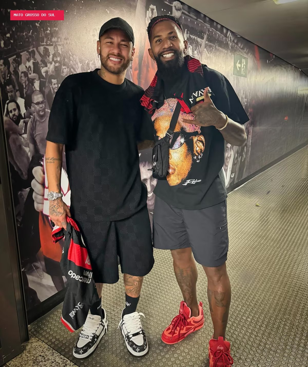 Santos acerta contratação de Rodinei após saída do Olympiacos