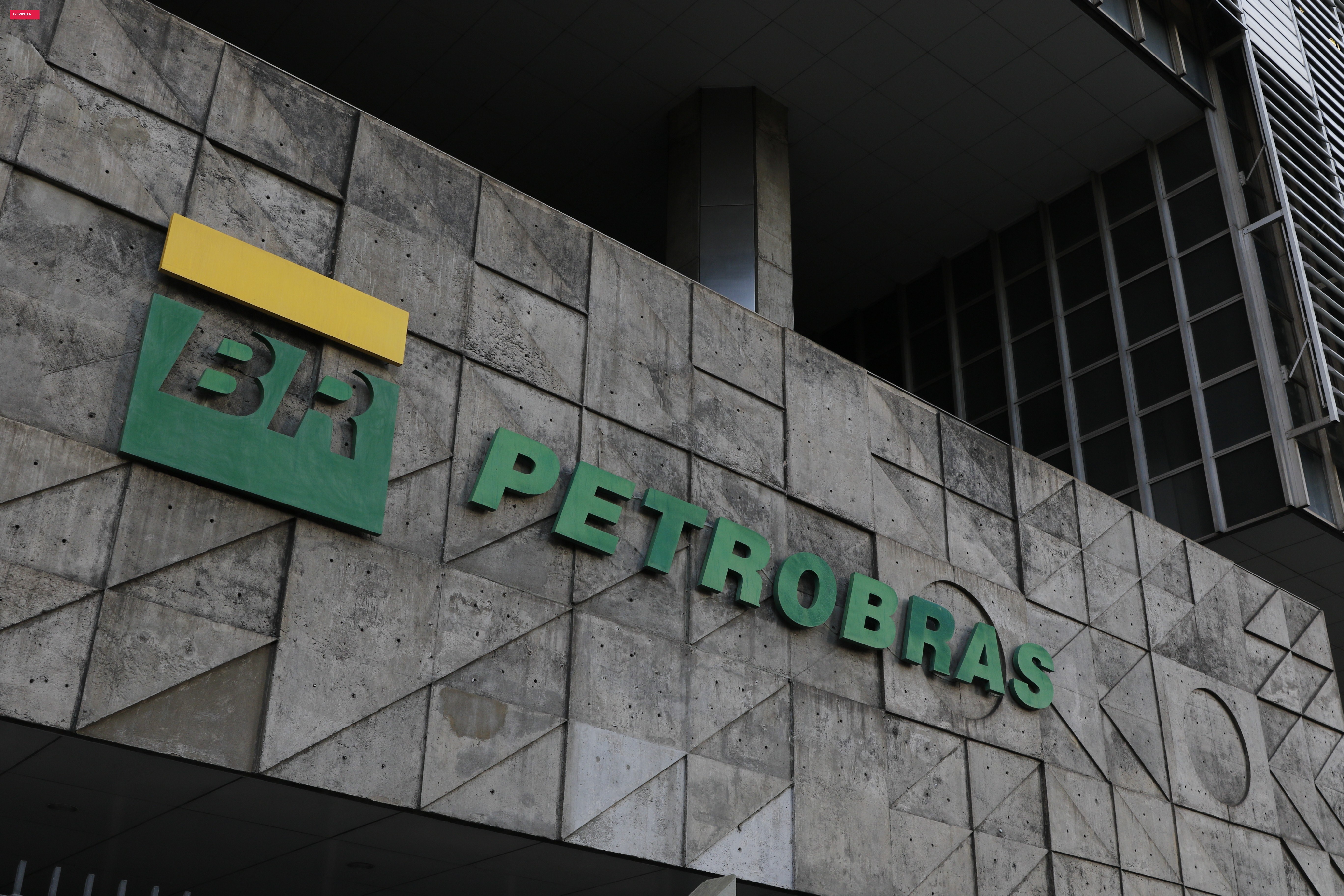 Fim do desconto da Petrobras: como ficam os preços da gasolina?