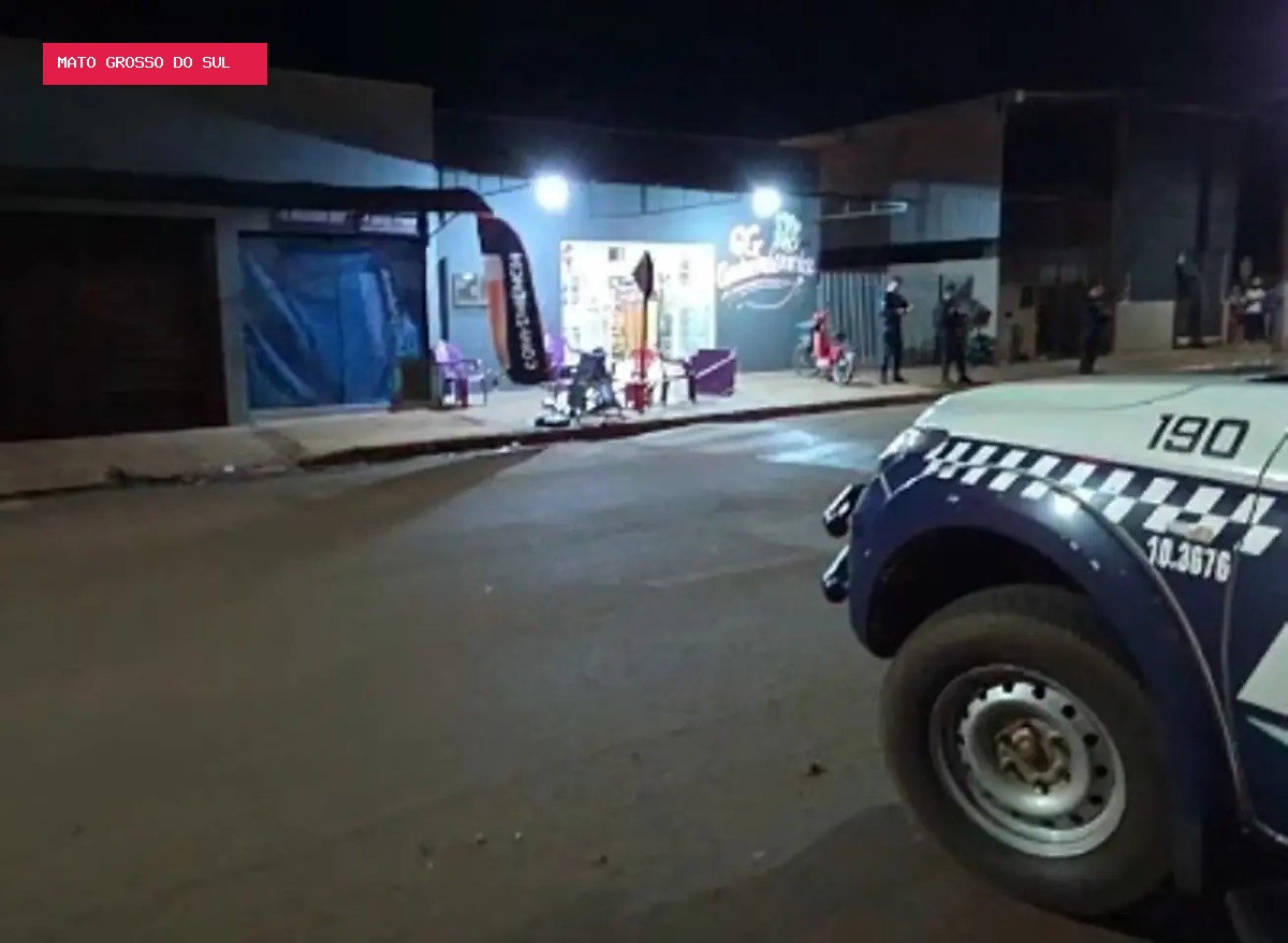 Homem é morto a tiros em frente a conveniência em Sidrolândia