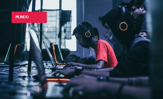 Grupos terroristas usam jogos e redes sociais para recrutar jovens