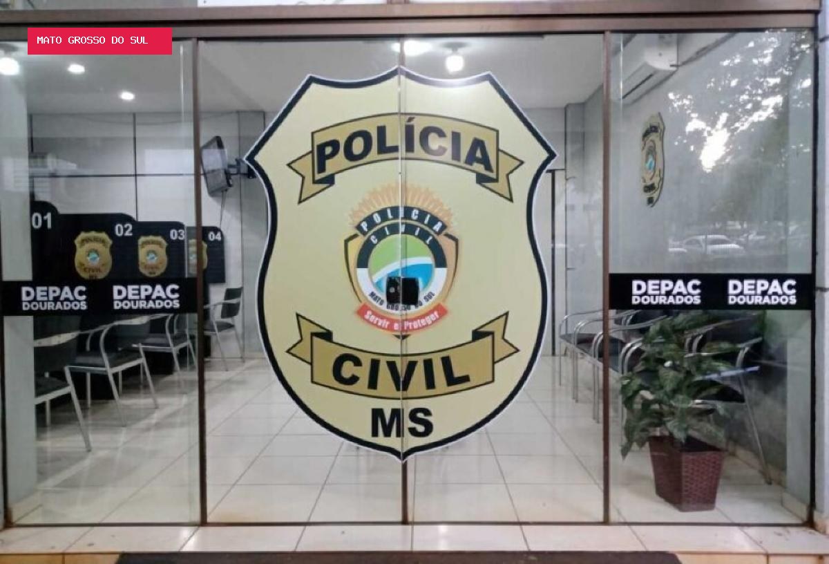 Homem agride ex-mulher e namorada dela após fim de relacionamento a três em Dourados
