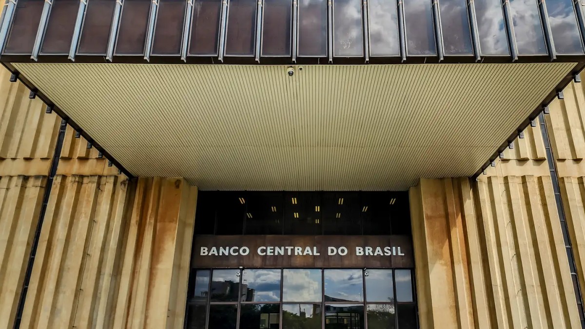 BC: estabilidade financeira não está em risco, mas inadimplência preocupa