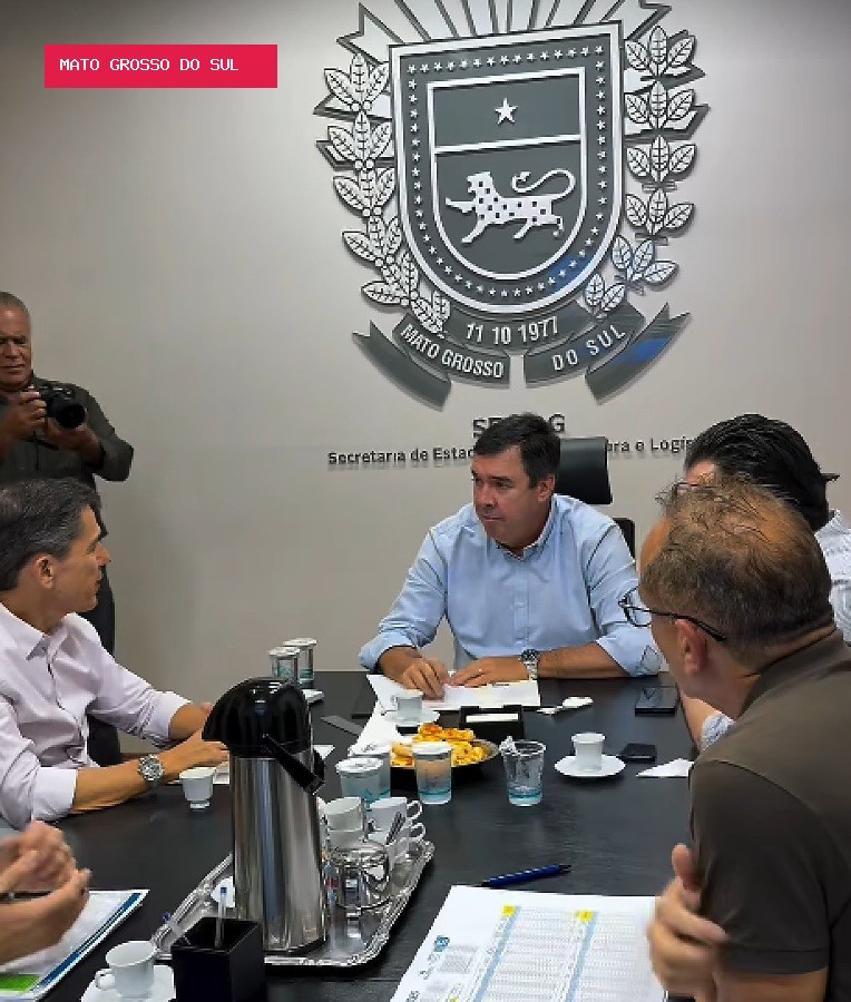 Riedel se reúne com secretários para discutir obras e planejamento