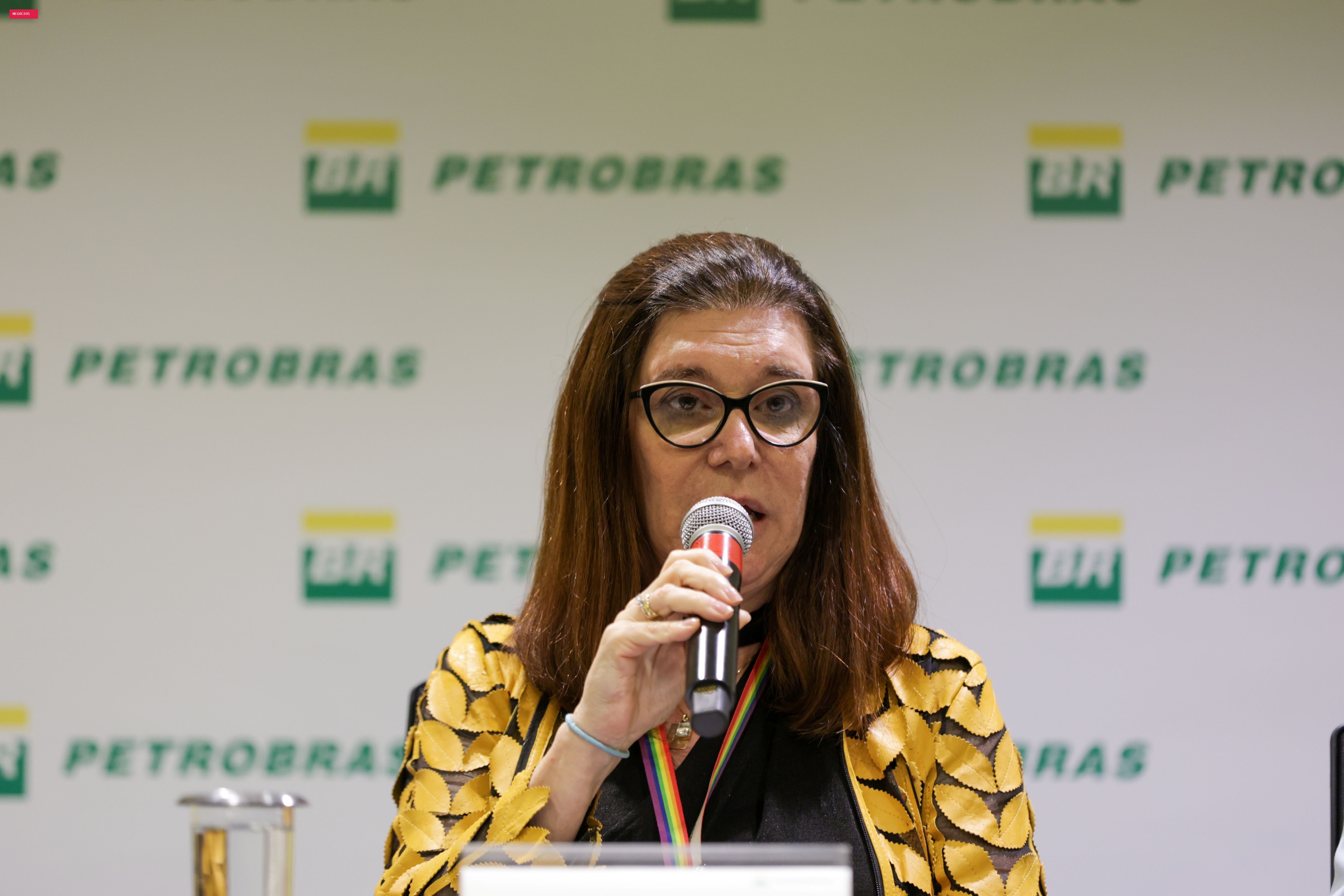 Presidente da Petrobras diz que petróleo encontrado é de 'boa qualidade' e não descarta novas descobertas