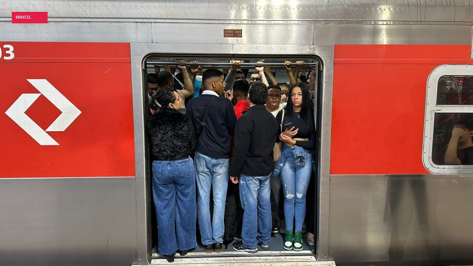 Falha de sinalização afeta circulação de trens da Linha 11-Coral da CPTM nesta sexta-feira
