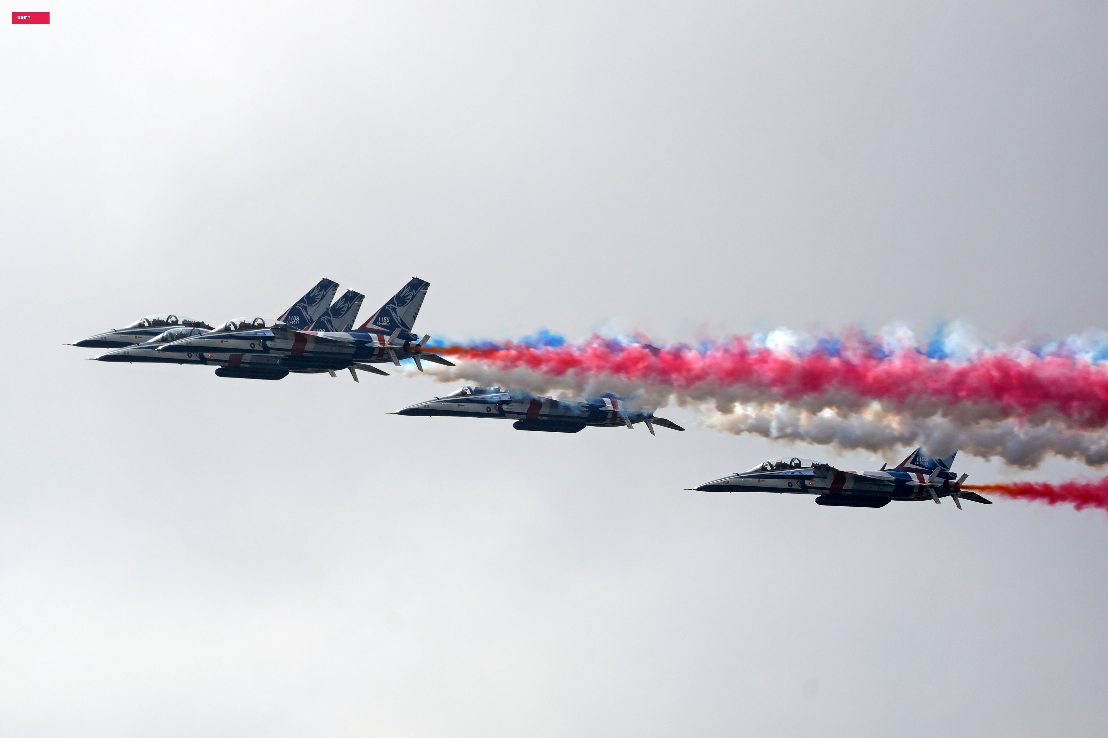 Taiwan recebe primeiros caças de combate F-16V fabricados nos EUA em meio a tensões com a China