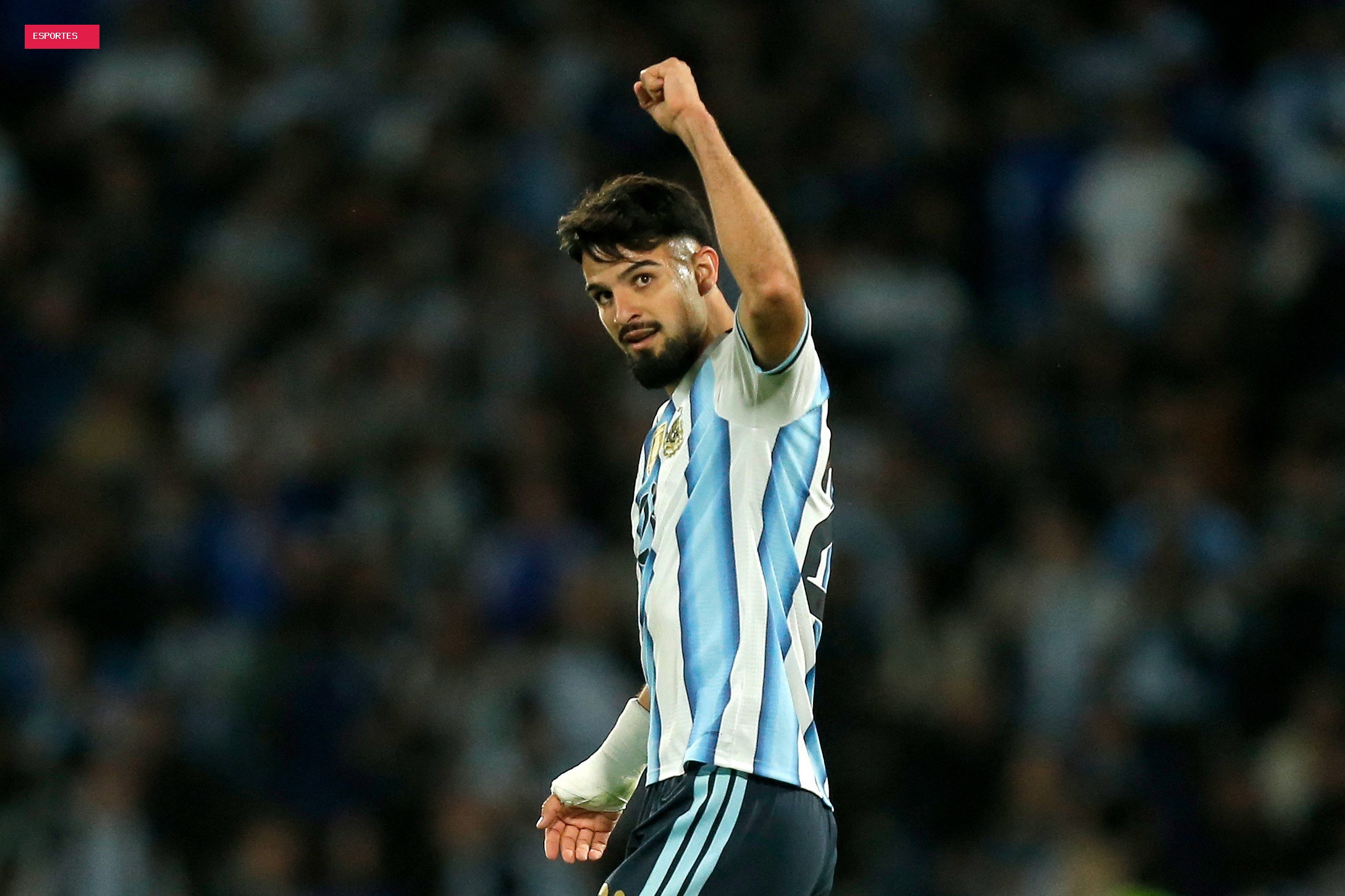 Flaco López, do Palmeiras, é elogiado por Scaloni: "Jogador muito completo"