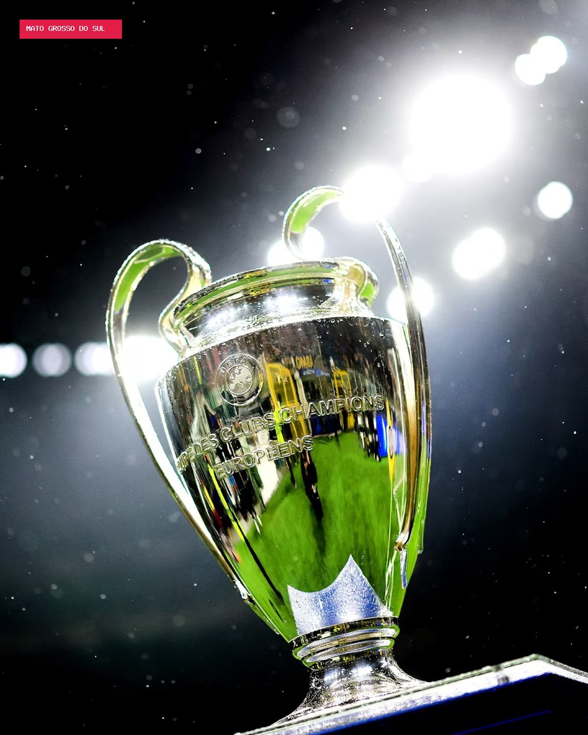 PSG vence Barcelona por 4 a 2 e Liverpool vira sobre Villarreal na Champions League