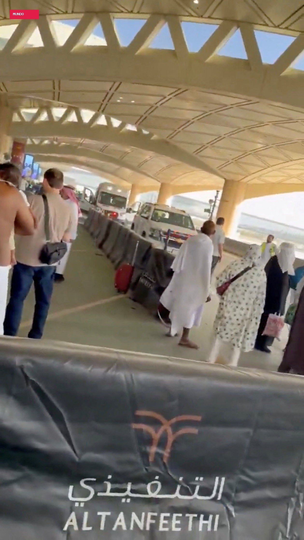 Aeroportos da Arábia Saudita voltam a ser atacados; Houthis reivindicam ofensiva, que deixa 1 morto e 11