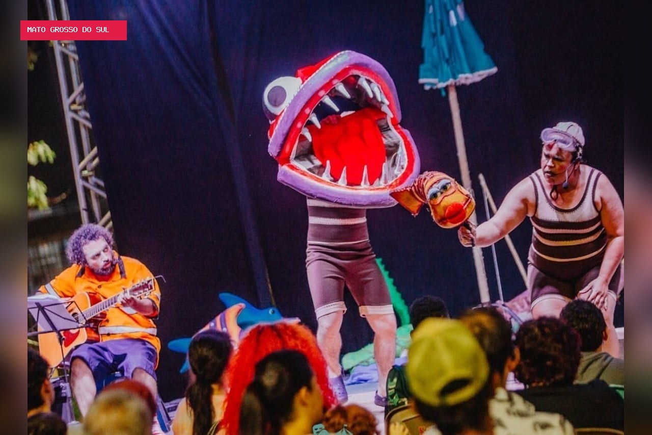 Peça de bonecos “Navegantes” leva uma peixinha do Pantanal ao mar no Sesc Teatro Prosa em 7 de novembro