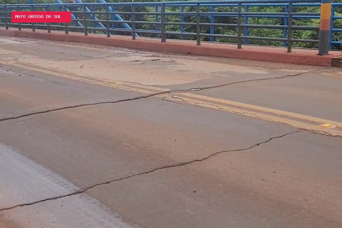 Rachaduras são identificadas em ponte sobre o rio Dourados, em Fátima do Sul