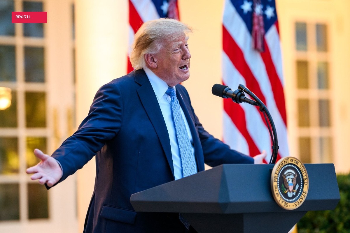 Abrigo a Flávio desgasta Trump