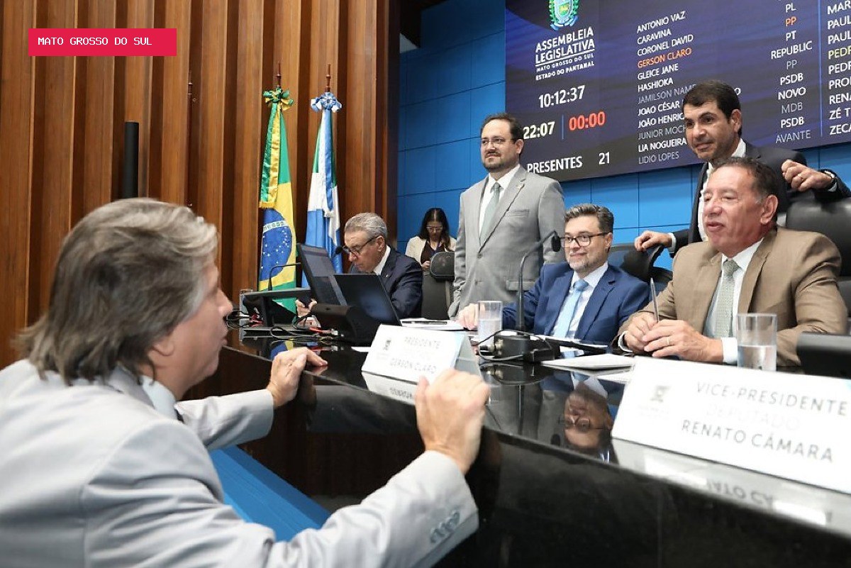 Deputados aprovam regulamentação de exames faciais e campanha de saúde para adolescentes