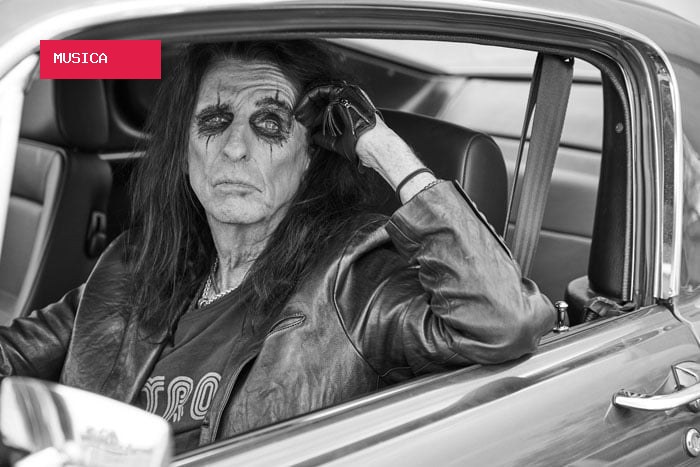 John Lennon tentou (sem sucesso) fazer Alice Cooper falar sobre política
