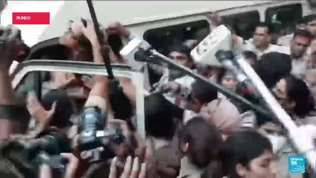 India: Police crack down on New Delhi protests