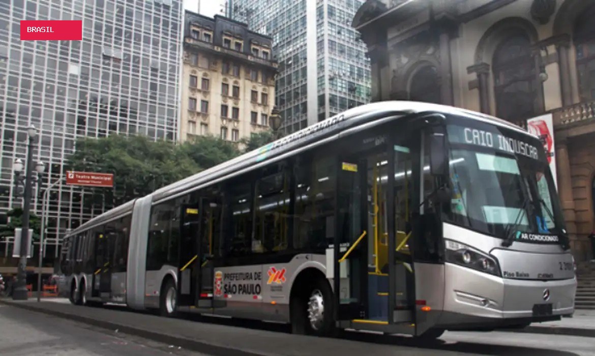 Justiça determina que Prefeitura de SP opere 100% da frota de ônibus no domingo de eleição