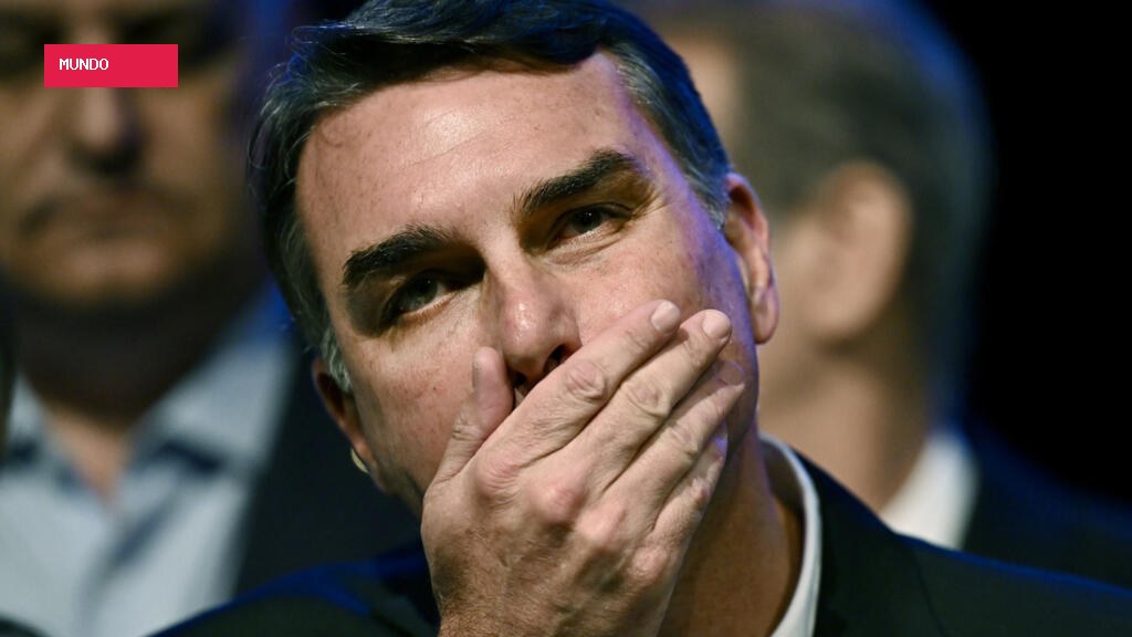 Deputado italiano pede investigação sobre processo de cidadania dos irmãos Bolsonaro